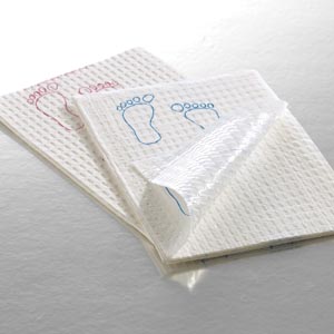 Graham Medical Polyback Towel, 13½" x 18", Mauve, Footprint®, 3-Ply