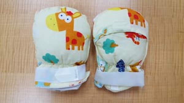 Pediatric Mitts, Double Padded, Flap To View Fingers, Latex-Free, Toddler (1-3 yrs.)