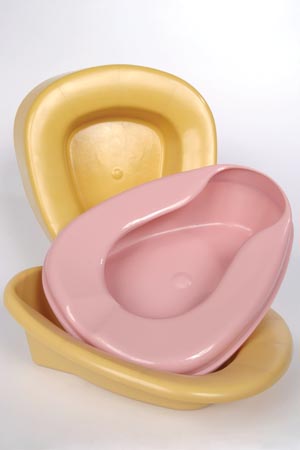[H114-05] Bed Pan, Gold, Large, Commode Style, Stackable, Disposable
